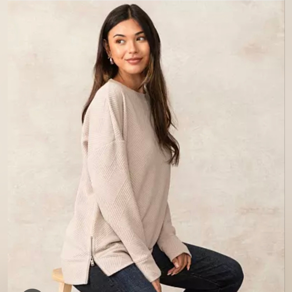 Buckle Black Textured Crew Neck Sweater